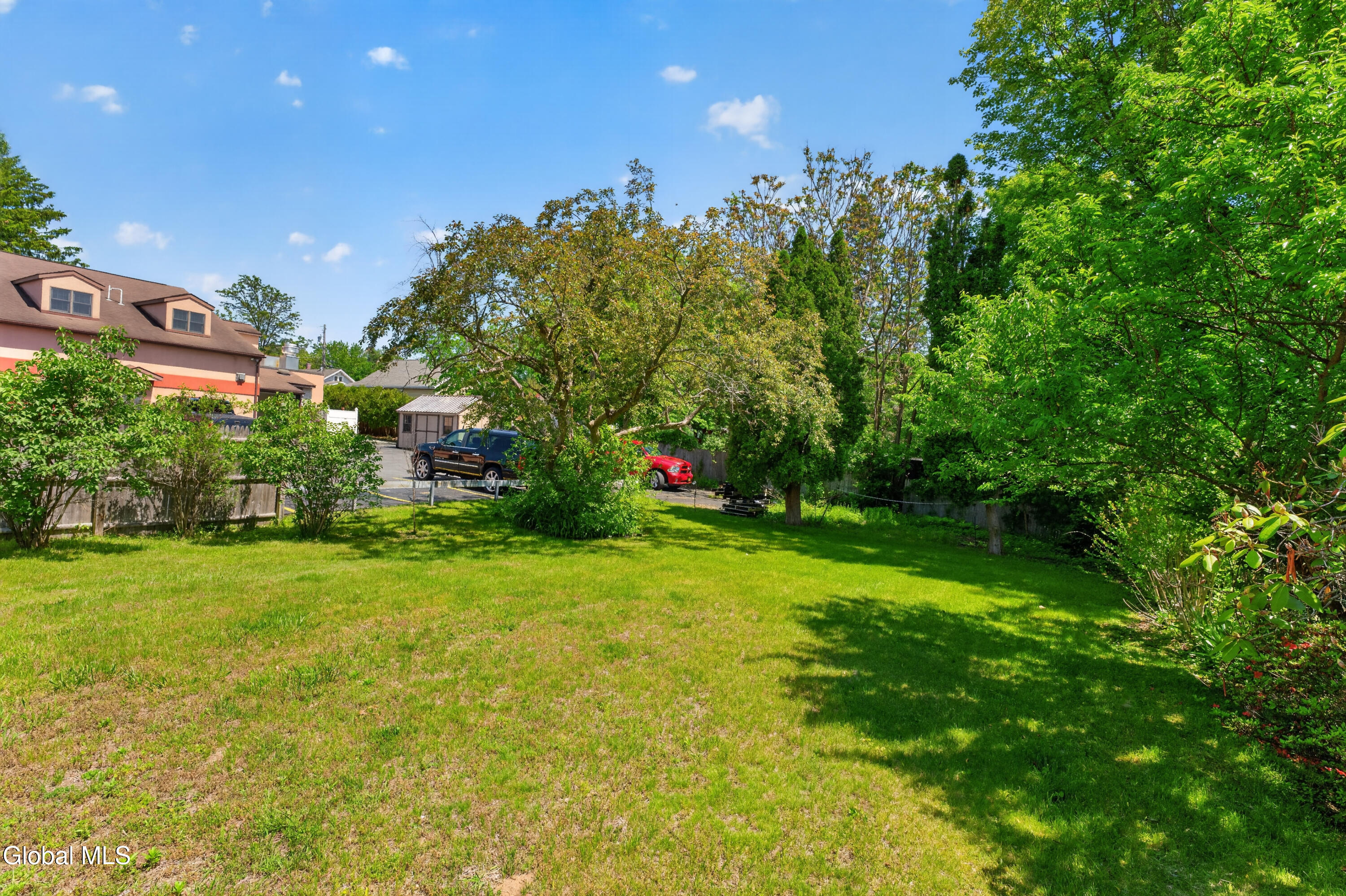 32 Osborne Road Colonie NY 12205