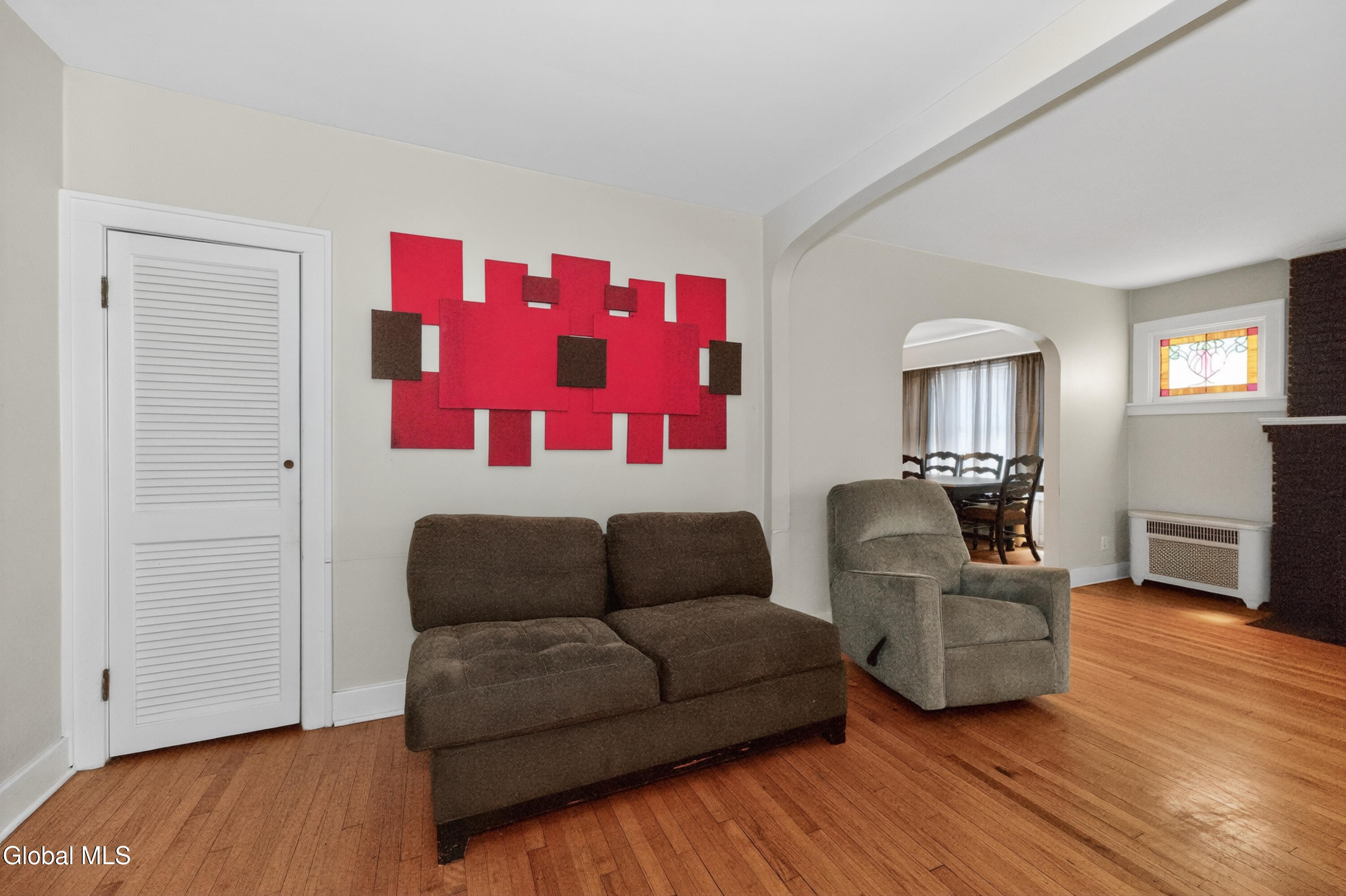 32 Osborne Road Colonie NY 12205