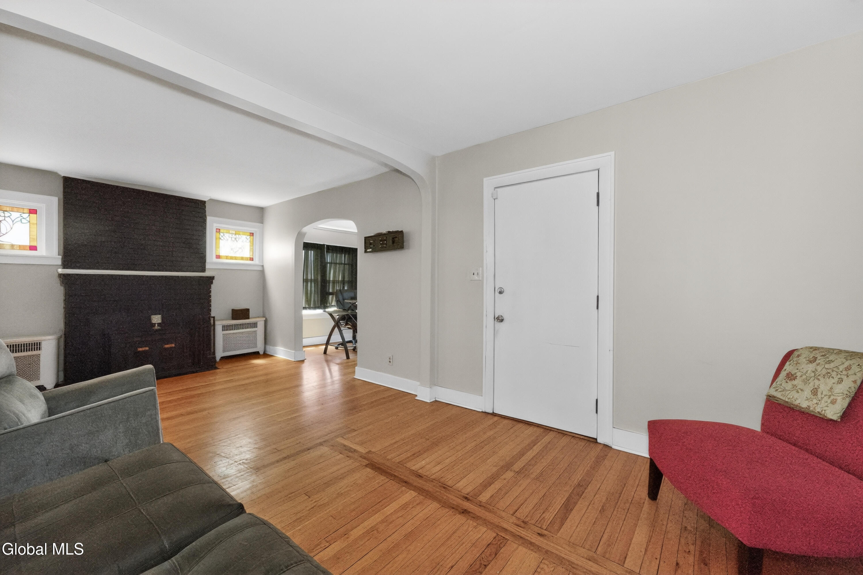 32 Osborne Road Colonie NY 12205