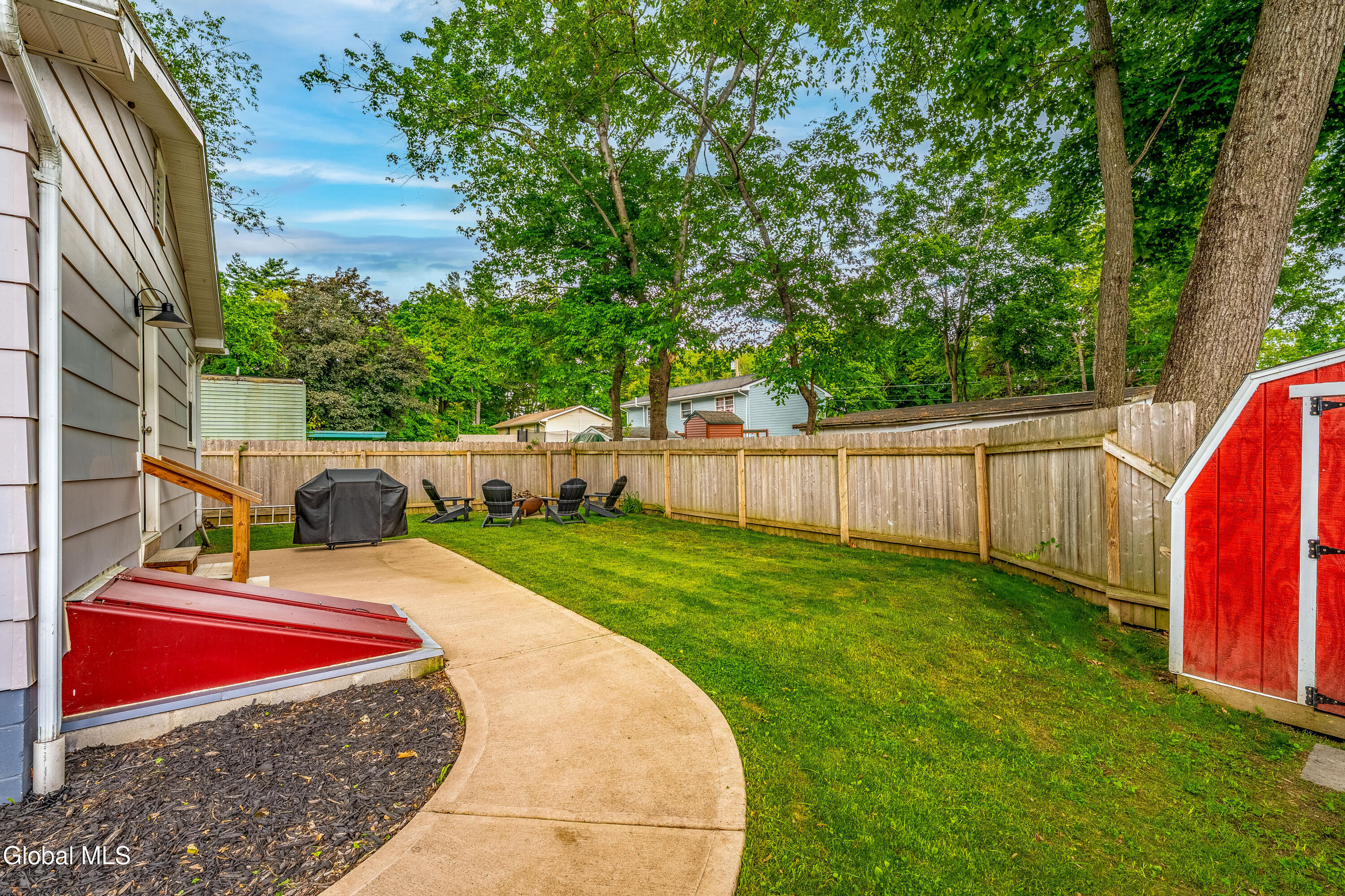 8 Cove Street Niverville NY 12130