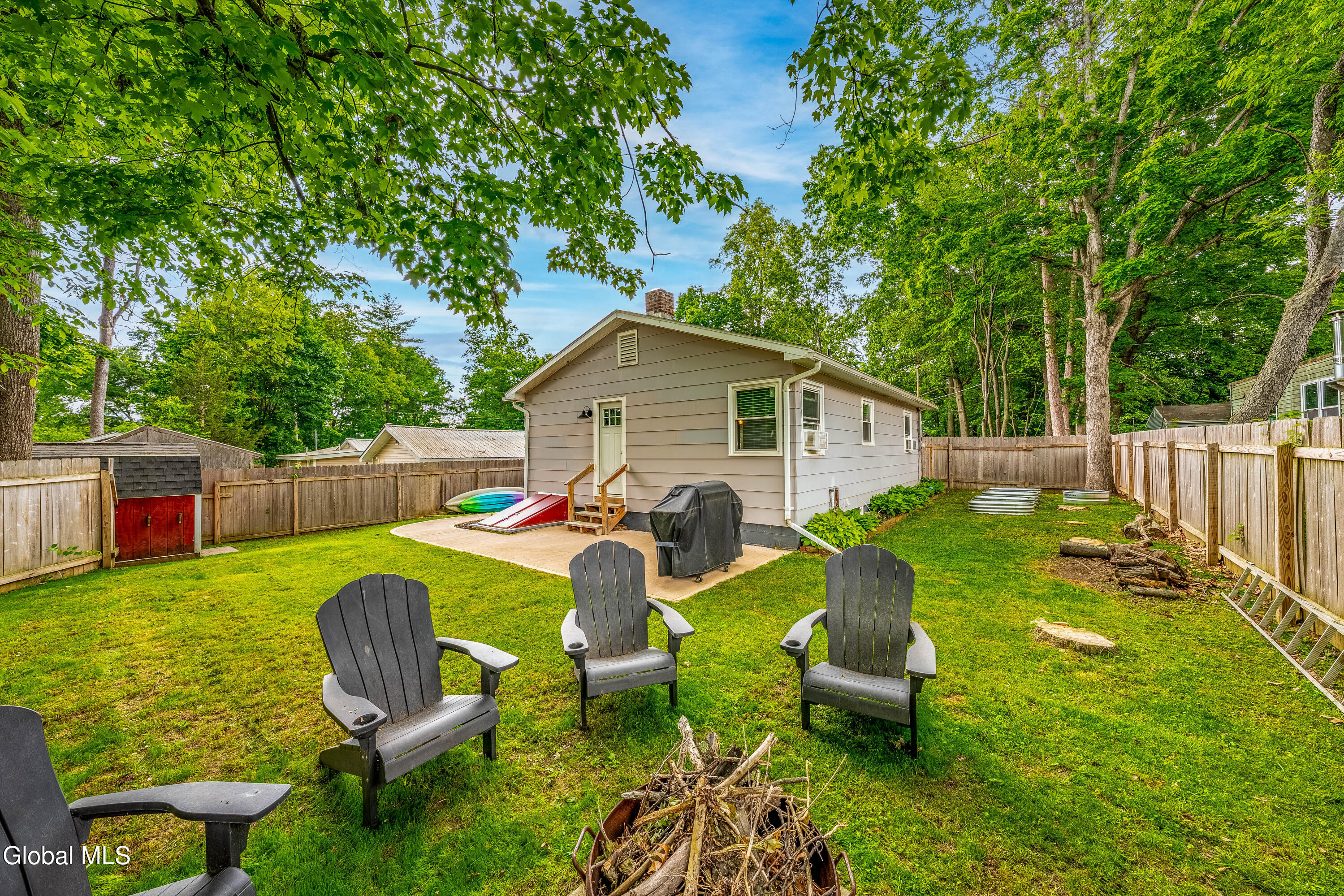 8 Cove Street Niverville NY 12130