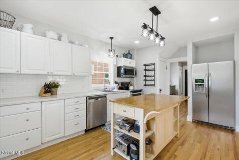 809 Wright Avenue Schenectady NY 12309