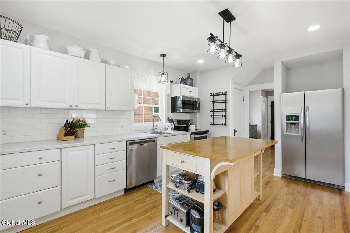 809 Wright Avenue Schenectady NY 12309