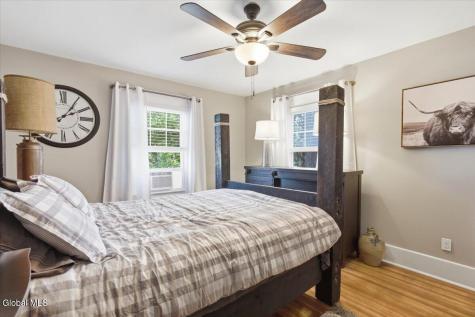 809 Wright Avenue Schenectady NY 12309