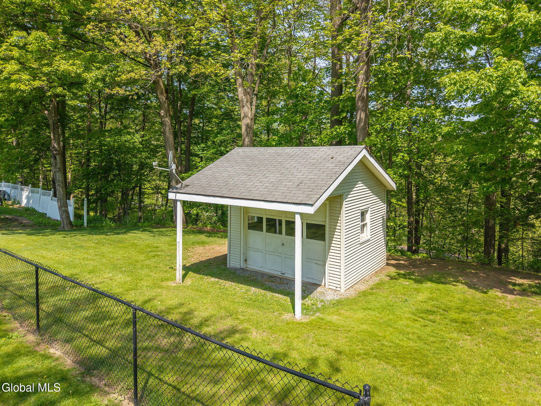 307 W Madison Ave Extension Johnstown NY 12095
