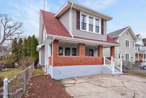 2325 12TH Avenue Watervliet NY 12189