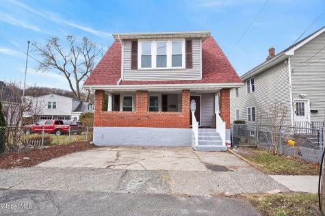 2325 12TH Avenue Watervliet NY 12189