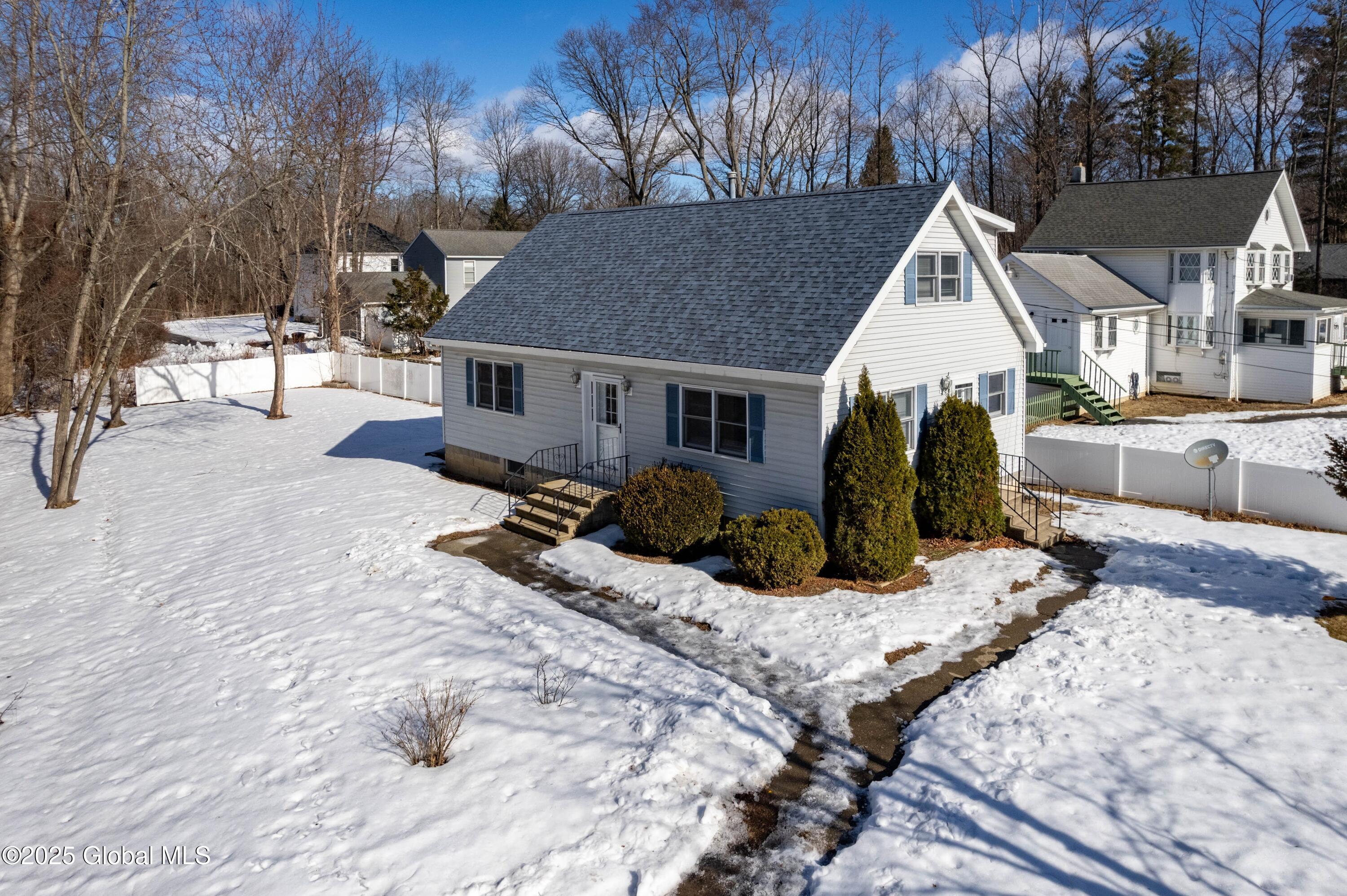 125 N Amherst Avenue Niskayuna NY 12304