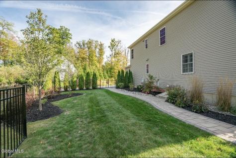 28 Tourtise Drive Mechanicville NY 12118