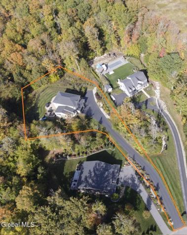 28 Tourtise Drive Mechanicville NY 12118