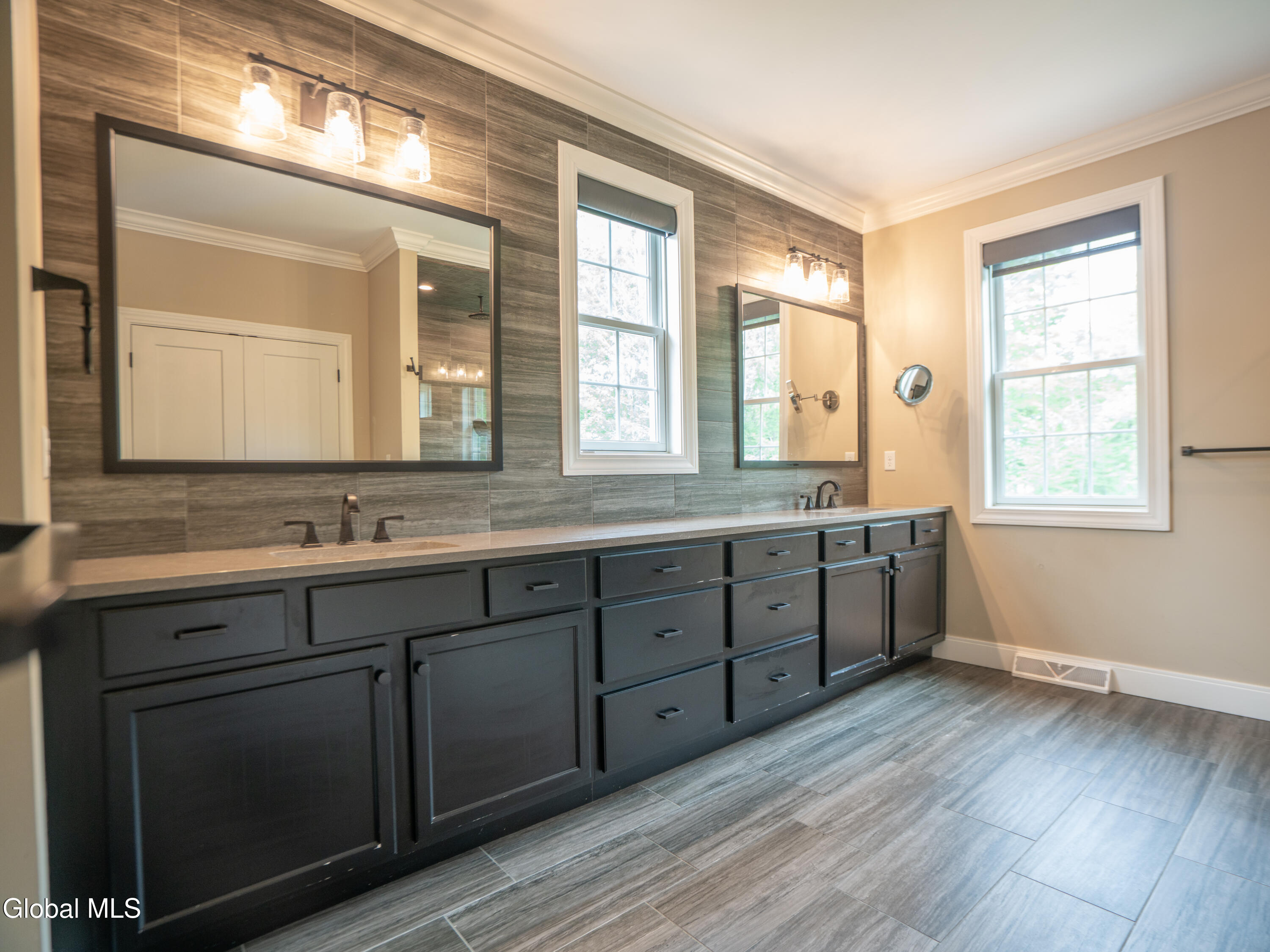 28 Tourtise Drive Mechanicville NY 12118