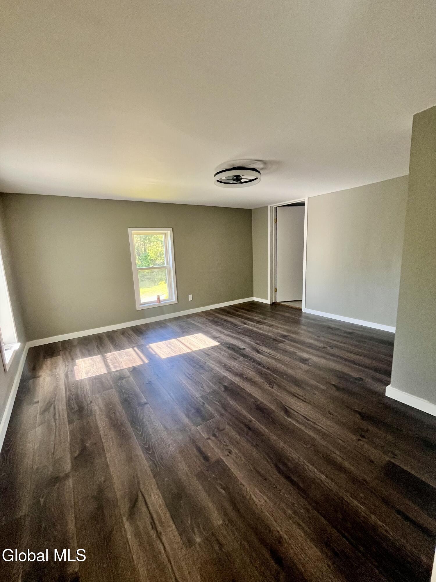 2819 New York 10 Summit NY 12175
