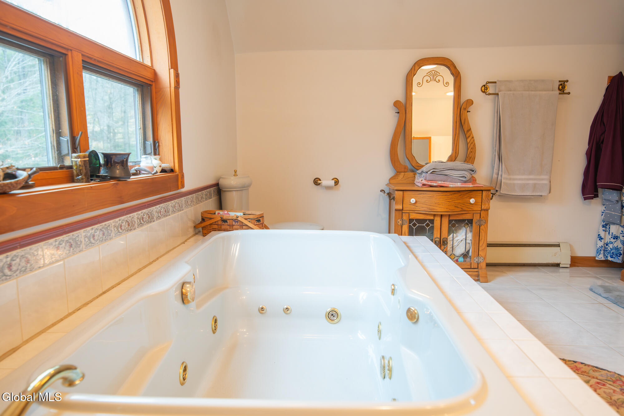 5107 Ny-8 Chestertown NY 12817