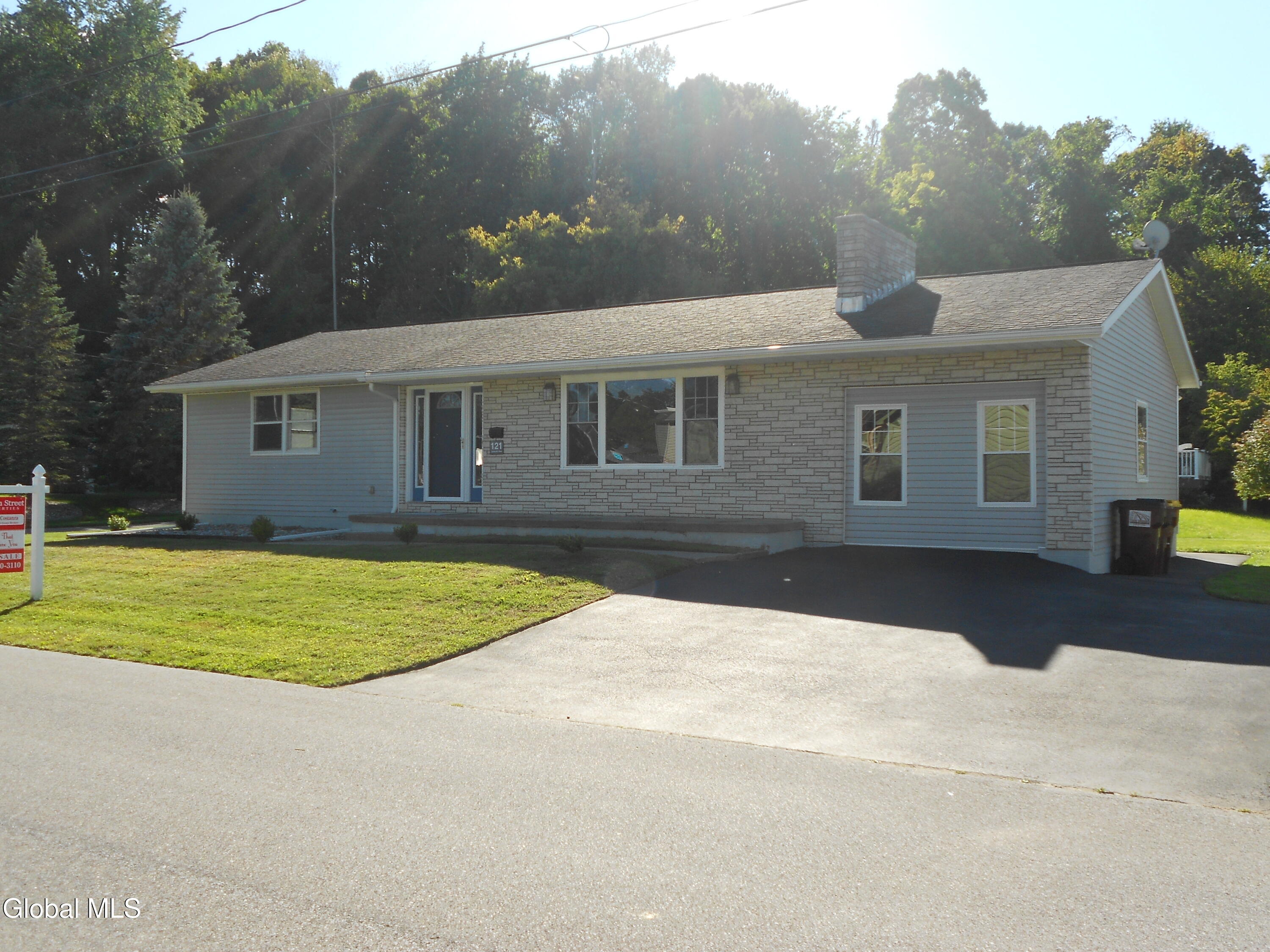 121 N 7th Avenue Mechanicville NY 12118