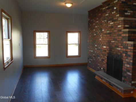 121 N 7th Avenue Mechanicville NY 12118