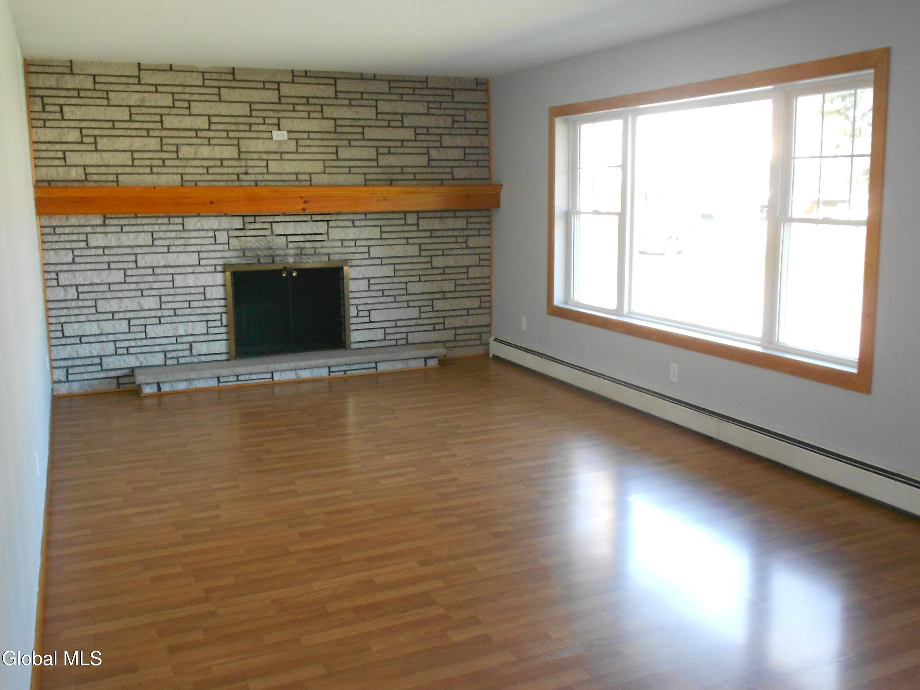 121 N 7th Avenue Mechanicville NY 12118