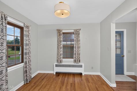 2075 Baker Avenue Niskayuna NY 12309