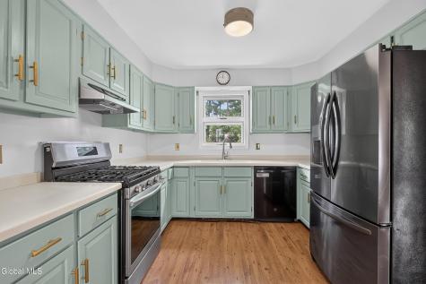 2075 Baker Avenue Niskayuna NY 12309