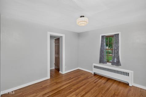 2075 Baker Avenue Niskayuna NY 12309