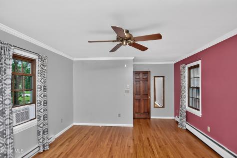 2075 Baker Avenue Niskayuna NY 12309