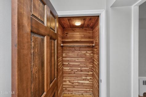 2075 Baker Avenue Niskayuna NY 12309