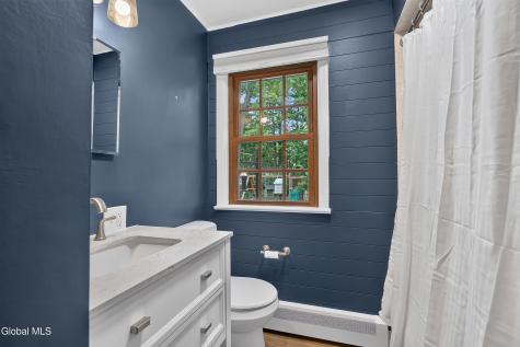 2075 Baker Avenue Niskayuna NY 12309