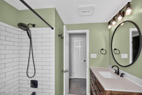 2075 Baker Avenue Niskayuna NY 12309