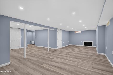 2075 Baker Avenue Niskayuna NY 12309