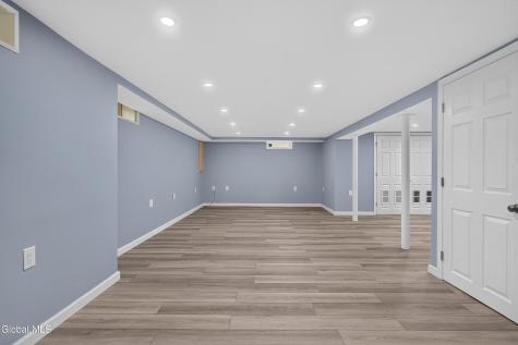 2075 Baker Avenue Niskayuna NY 12309