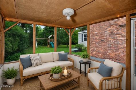 2075 Baker Avenue Niskayuna NY 12309