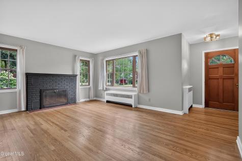2075 Baker Avenue Niskayuna NY 12309