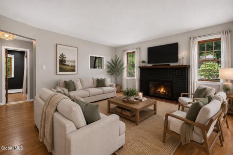 2075 Baker Avenue Niskayuna NY 12309