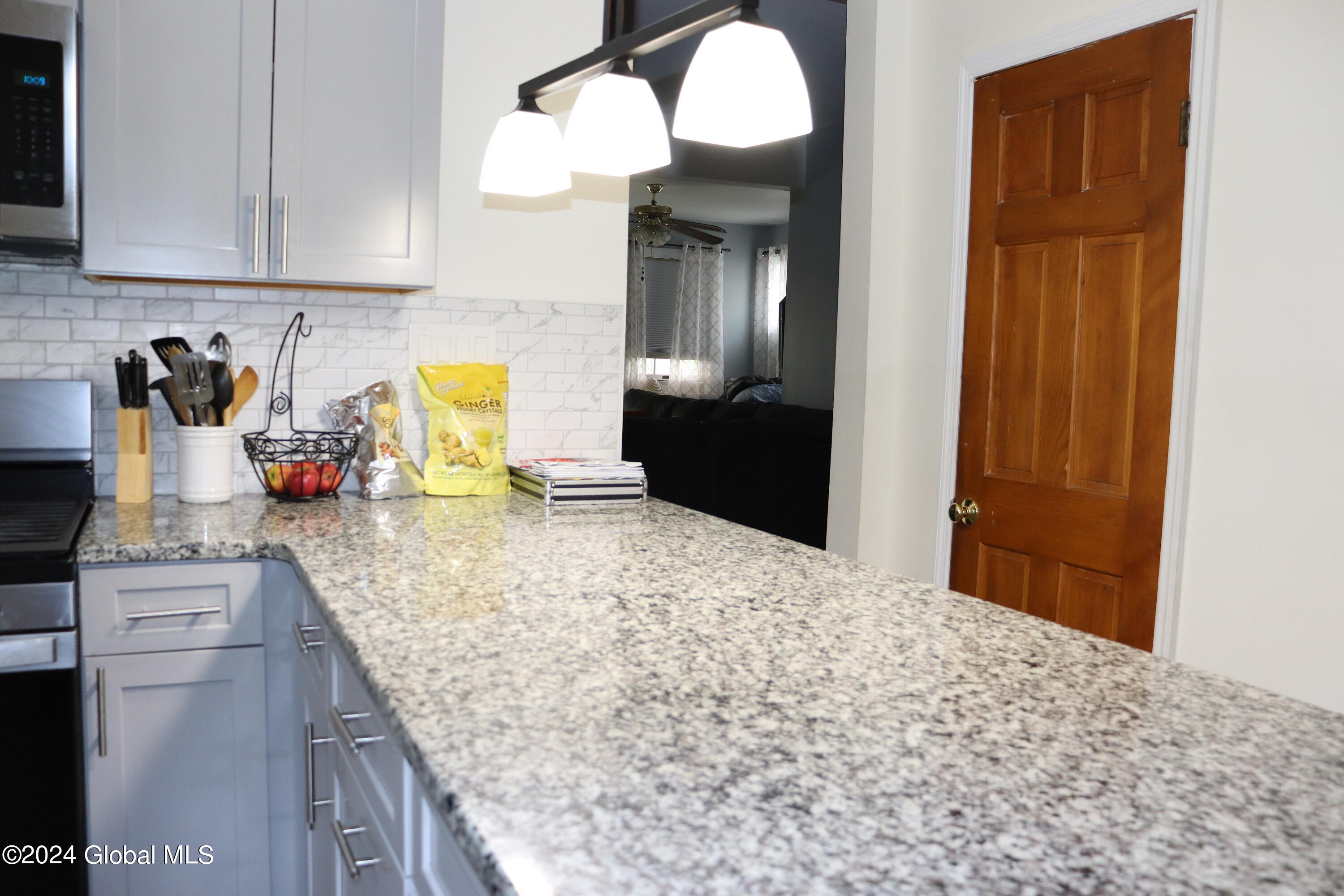 417 Eleanor Street Schenectady NY 12306