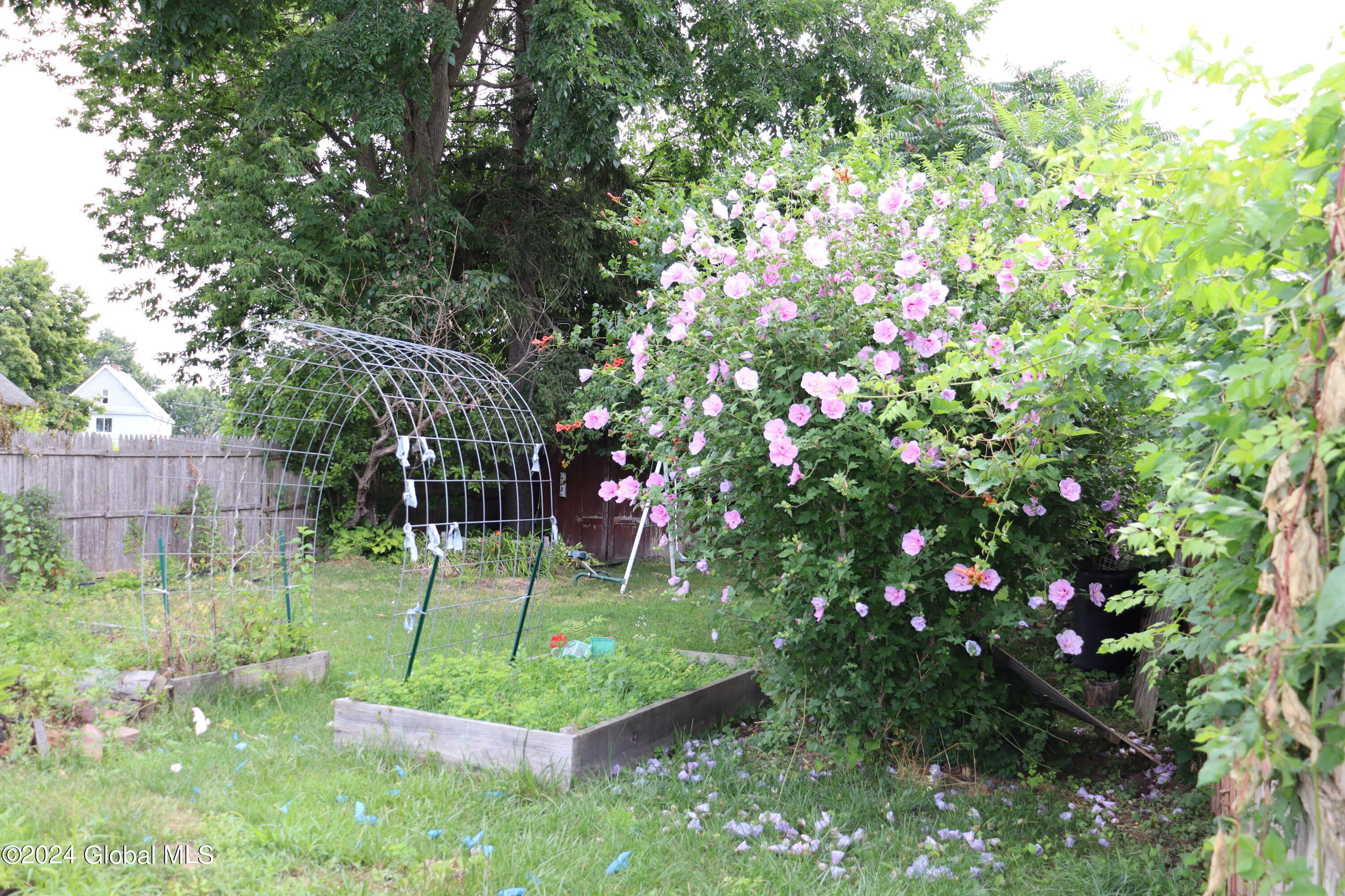 417 Eleanor Street Schenectady NY 12306