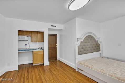 246 Union Street Schenectady NY 12305