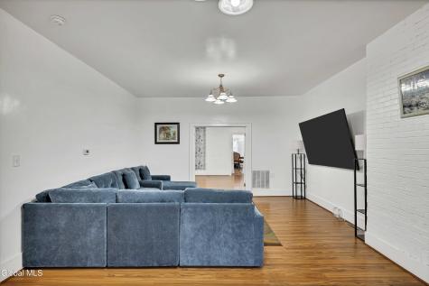 246 Union Street Schenectady NY 12305