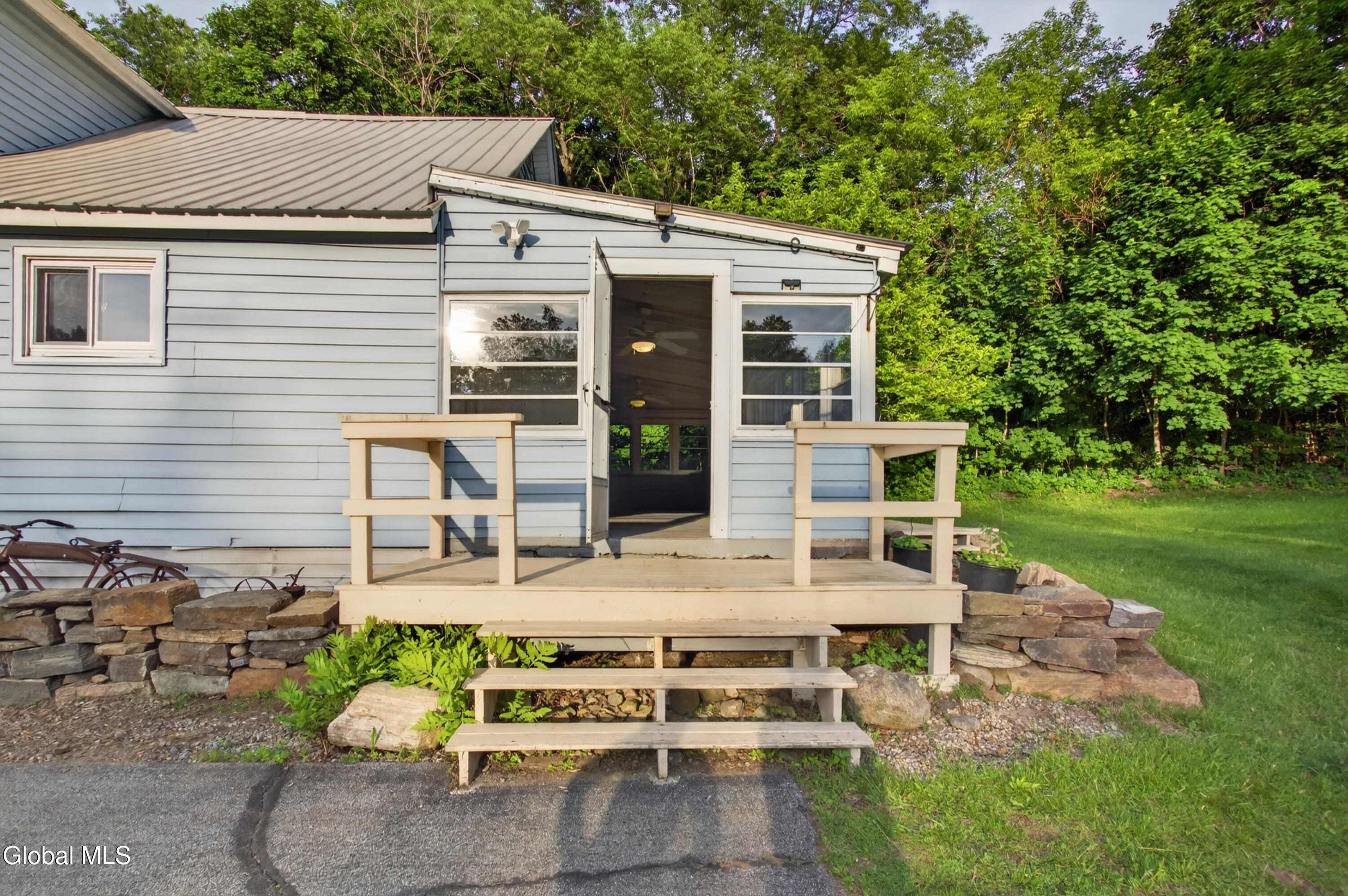 325 Pine Street Corinth NY 12822