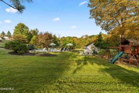 14 Thrush Terrace East Greenbush NY 12061