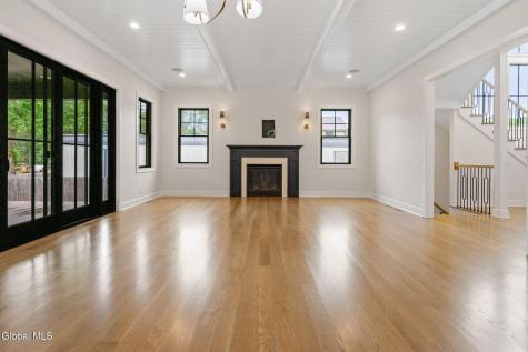 10 Nicole Avenue Saratoga Springs NY 12866