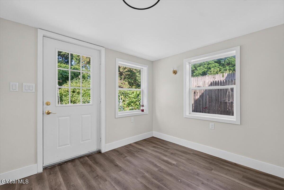 32 Dorlyn Road Albany NY 12205