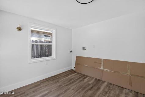 32 Dorlyn Road Albany NY 12205