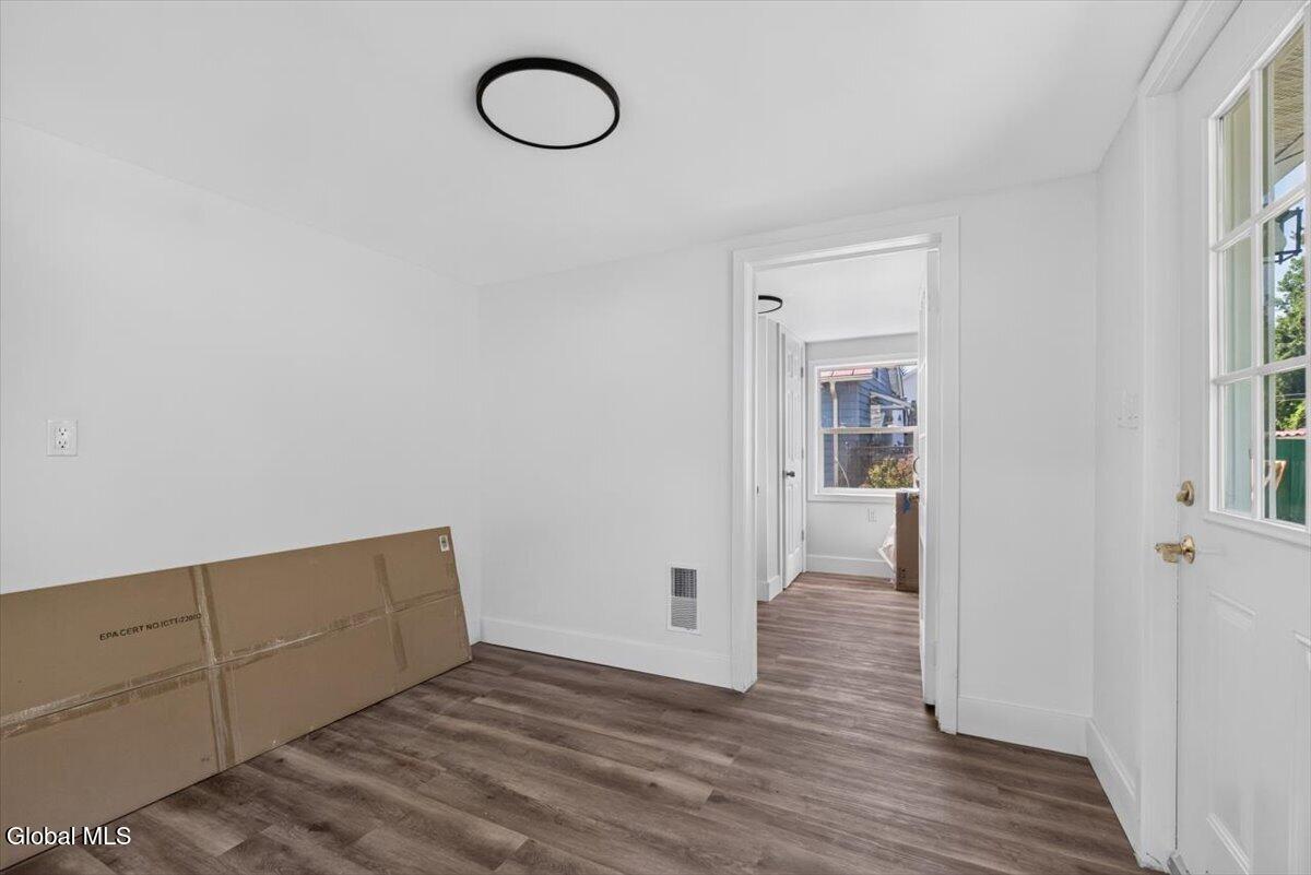 32 Dorlyn Road Albany NY 12205