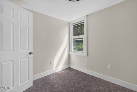 32 Dorlyn Road Albany NY 12205