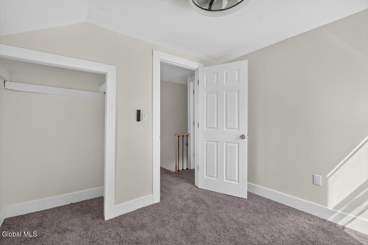 32 Dorlyn Road Albany NY 12205
