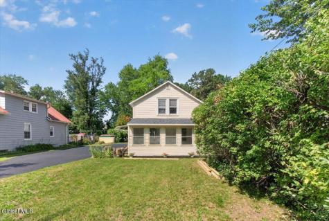 32 Dorlyn Road Albany NY 12205