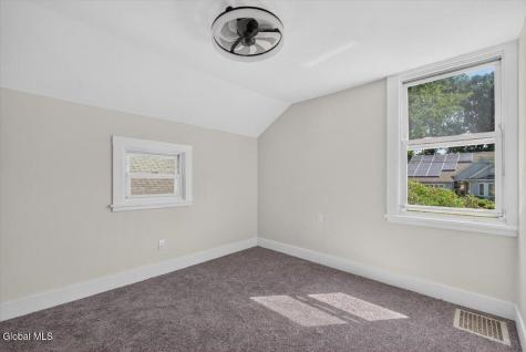 32 Dorlyn Road Albany NY 12205