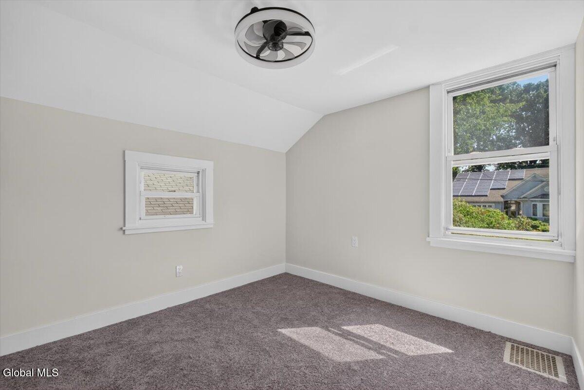32 Dorlyn Road Albany NY 12205