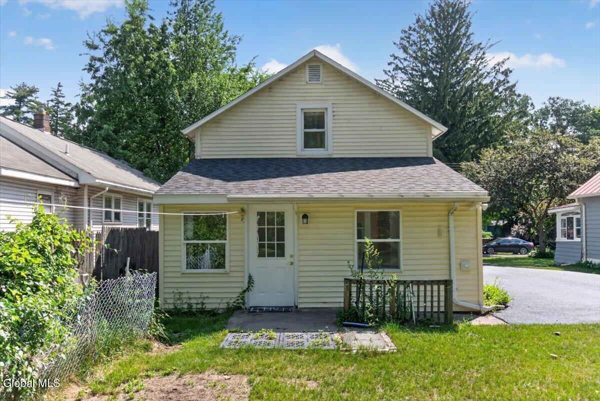 32 Dorlyn Road Albany NY 12205
