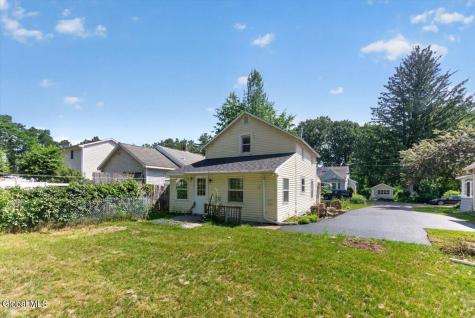 32 Dorlyn Road Albany NY 12205
