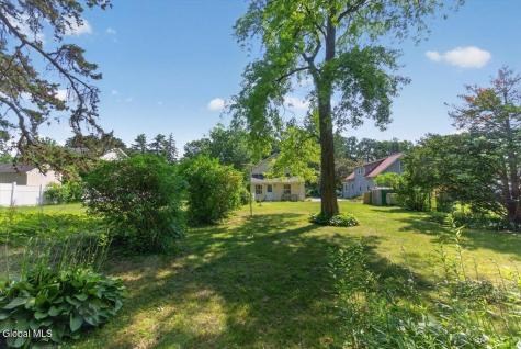32 Dorlyn Road Albany NY 12205